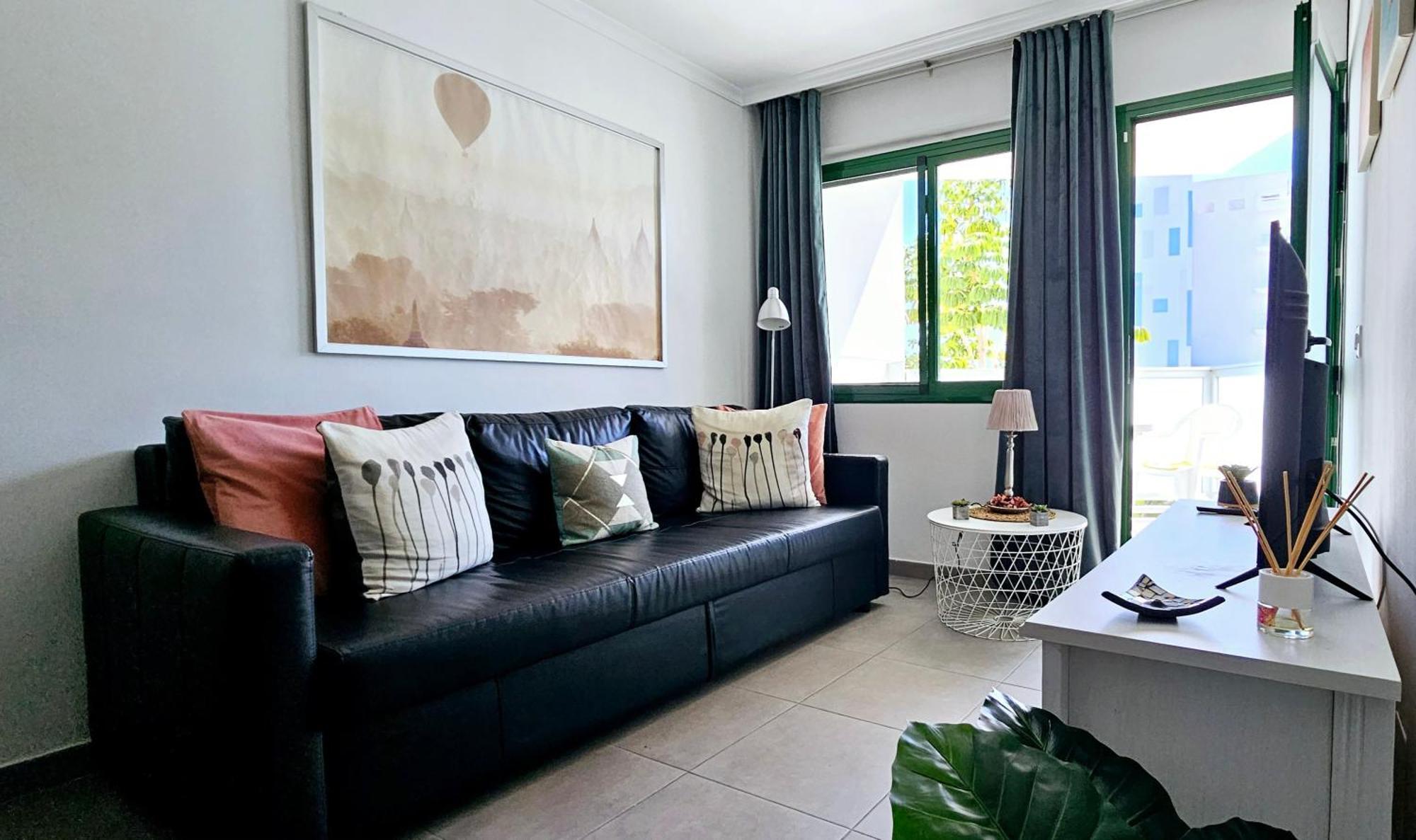 Hdfm Collection - Sea Garden Apartment