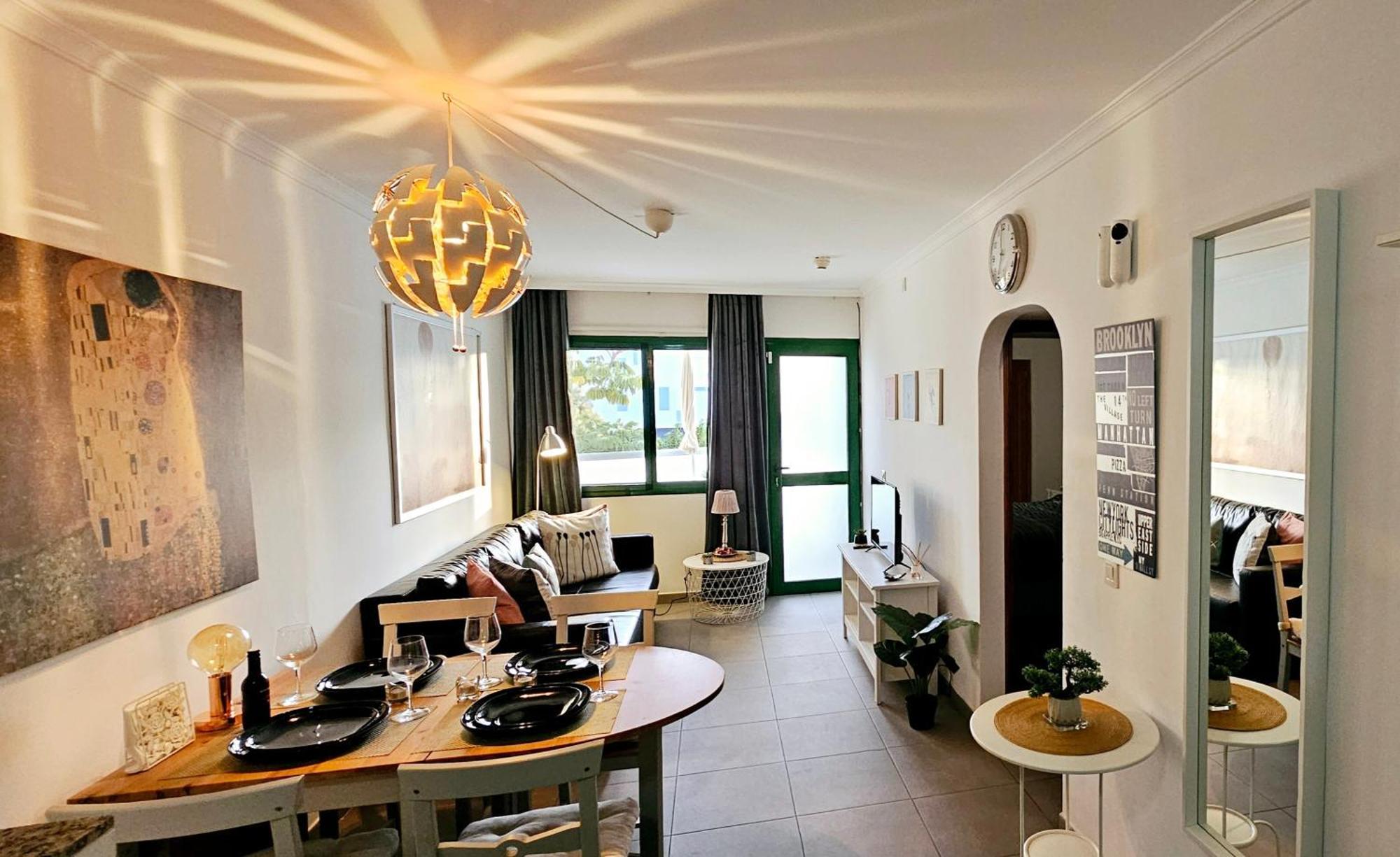 Hdfm Collection - Sea Garden Apartment